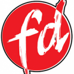 het ronde logo van FD, een beetje scheef